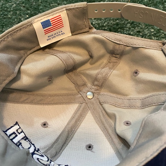 SnapBack hat - Picture 3 of 3